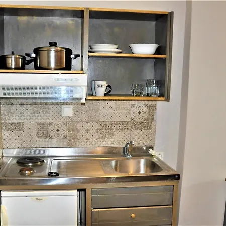 招待所 In Studio - Beautiful Bedroom For 4 People In Limenaria, Only Five Minutes Away From Center 利迈纳里亚