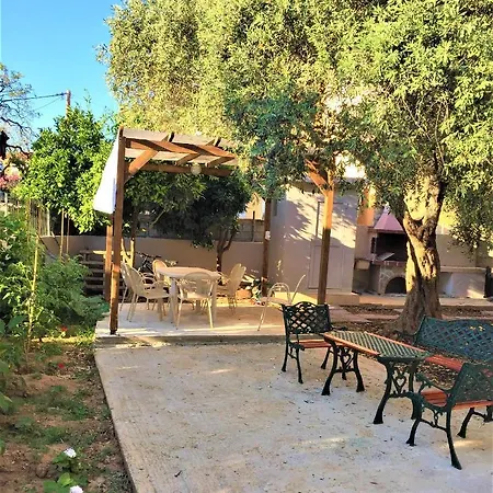 招待所 In Studio - Beautiful Bedroom For 4 People In Limenaria, Only Five Minutes Away From Center